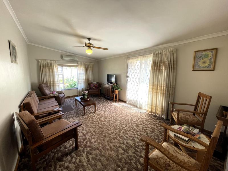 3 Bedroom Property for Sale in Bergzicht Western Cape